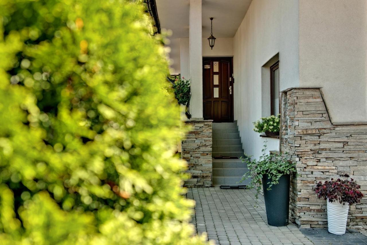 Apartament Bystre